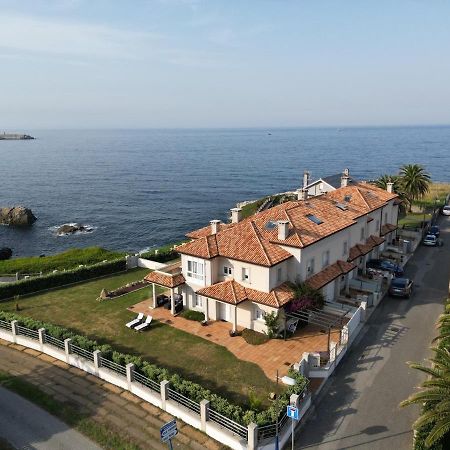Chalet Pareado Con Jardin En 1ª Linea De Mar Burela Exterior photo